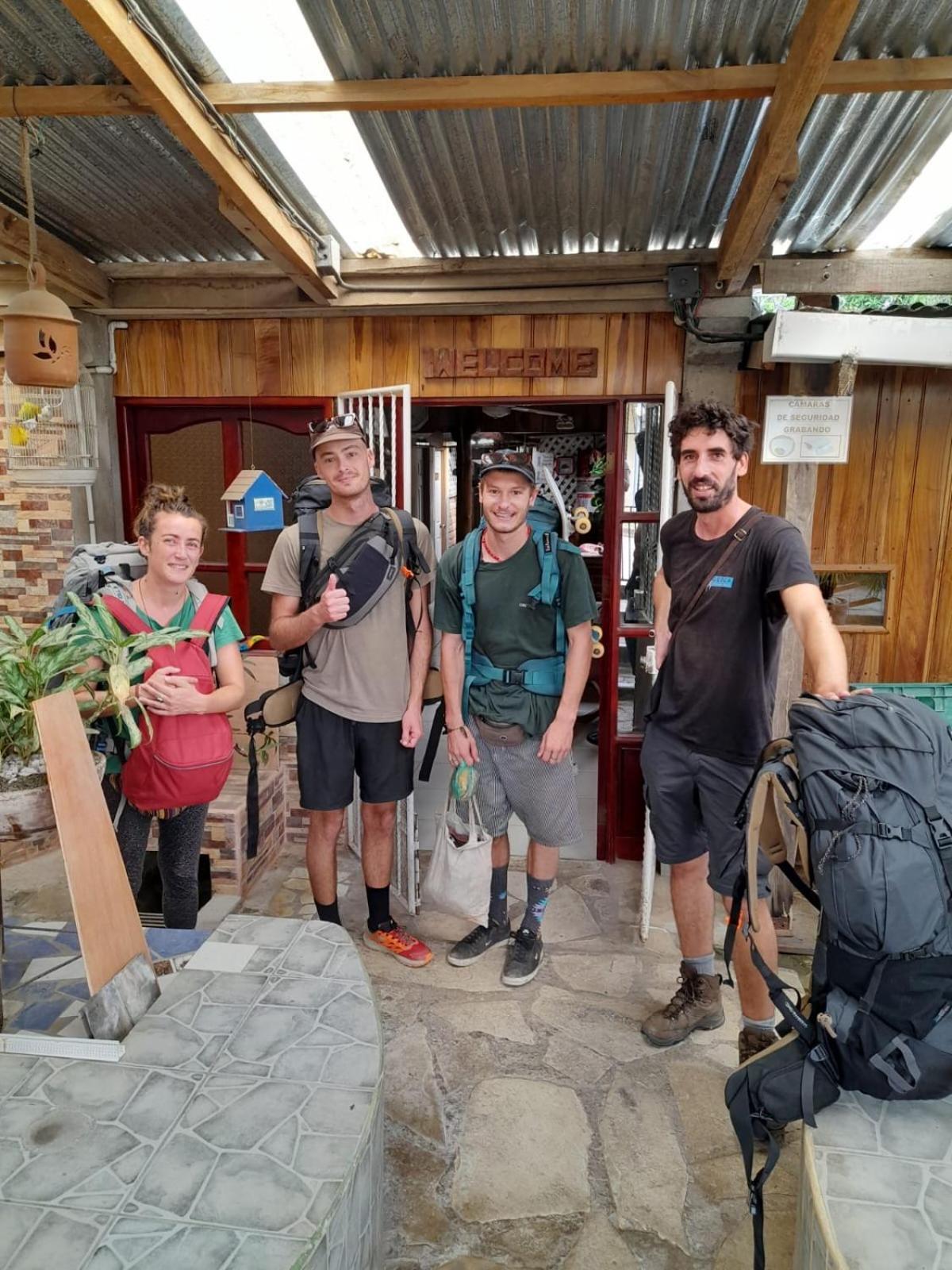 Murph'S Surf Shacks Rivas Esterno foto