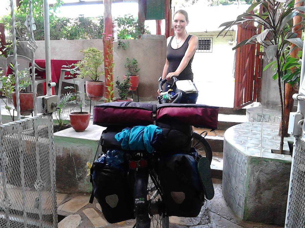 Murph'S Surf Shacks Rivas Esterno foto