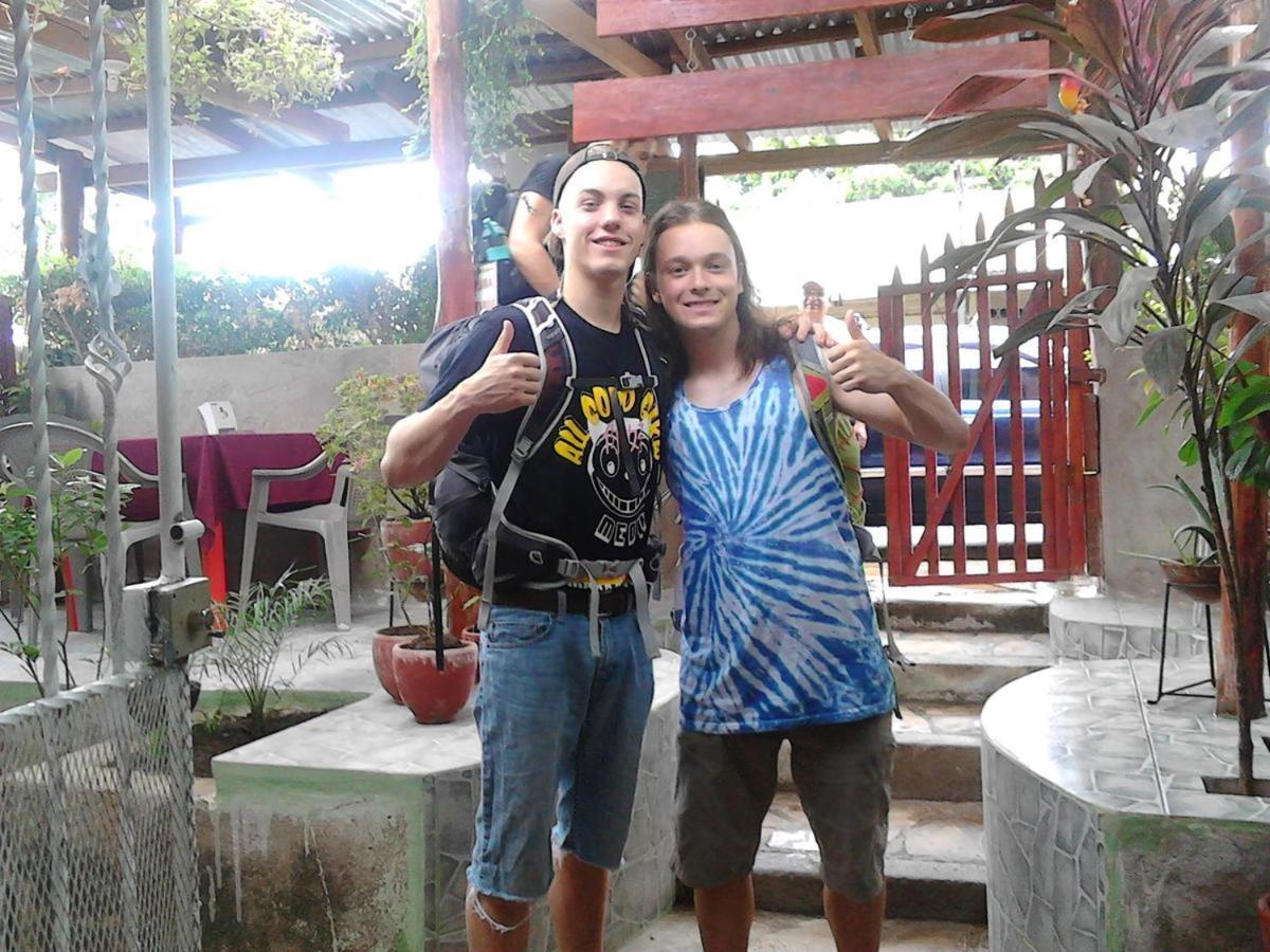 Murph'S Surf Shacks Rivas Esterno foto